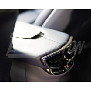 Kits de interiores de fibra de carbono visible Purosangue, cubiertas para las rejillas de ventilación traseras del aire acondicionado para Ferrari FUV - Product Image 2