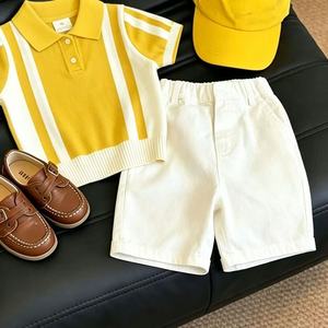 Completo Coordinato Estivo 2026 per Bambini: Maglietta Gialla a Maniche Corte in Maglia e Pantaloncini Casual con Logo - Product Image 5