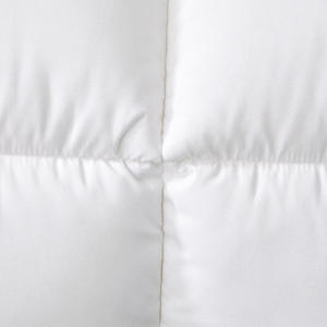 Vente chaude <span class=keywords><strong>Couette</strong></span> d'hiver personnalisée de qualité hôtelière, chaude et moelleuse, en coton, avec garnissage en duvet d'oie et de plumes de canard - Product Image 4