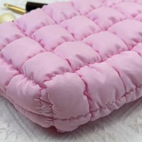 Nouveau logo personnalisé poche cosmétique à fermeture éclair gonflée fille doux hiver grande taille trousse de toilette moelleux gonflant maquillage brosse sac