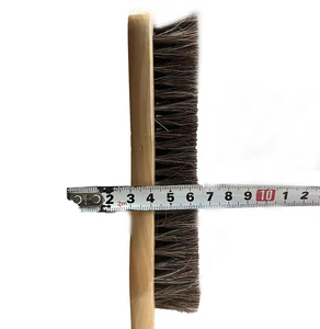 Brosse à chapeau en crin de cheval noire en bois en forme de U, brosse de nettoyage multi-usages portable à main pour salle de bain et extérieur, poils en nylon - Product Image 1