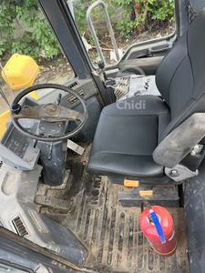 Chargeuse sur pneus d'occasion Komatsu WA380-3 du Japon avec moteur et pompe, capacité de 5 tonnes, bon état, garantie de 12 mois - Product Image 4