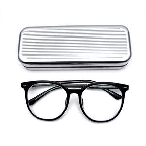 Étui à <span class=keywords><strong>lunettes</strong></span> en aluminium de conception haut de gamme <span class=keywords><strong>lunettes</strong></span> <span class=keywords><strong>lunettes</strong></span> de lecture boîtes de support de <span class=keywords><strong>lunettes</strong></span> de soleil étui à <span class=keywords><strong>lunettes</strong></span> de protection rigide - Product Image 1