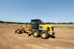 Niveleuse à moteur 917F de haute qualité, 170 ch, avec lame et ripper, pour la construction routière en Algérie, en stock - Product Image 3