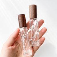Flacons de parfum pour femme au design original, forme unique, 3ML 5ML 10ML, mini flacons de parfum en verre transparent avec couvercle en bois de noyer
