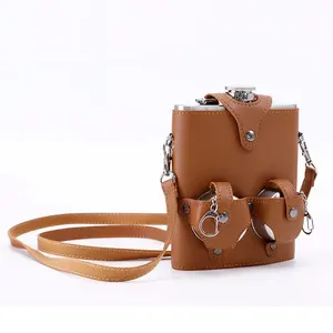 Petaca portátil de acero inoxidable RTS 18 oz 18/8, con Funda de cuero marrón y 2 tazas plegables, juego de termo de <span class=keywords><strong>Triple</strong></span> cuero de 18 oz - Product Image 1