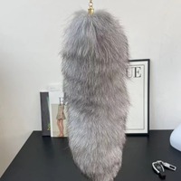 Pendentif extra-large en véritable cuir queue de renard, breloque de sac, porte-clés, ornement, accessoire de performance, style influenceur