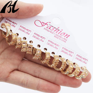 C-732-1,C-709 grosir anting zirkonia 14K dan 18K berlapis emas desain modis trendi dengan zirkon batu utama terbuat dari kuningan - Product Image 3