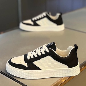 Chaussures blanches respirantes pour hommes, nouvelles tendances estivales, chaussures de sport et de loisirs à semelle épaisse, chaussures tendance pour hommes - Product Image 1