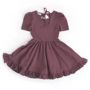 Vestido midi de malha de algodão spandex personalizado de uma peça, vestido de cintura redondo com buraco nas costas, cor sólida, com babado e virilha, para meninas