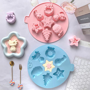 Vente chaude Moule à pâtisserie de Noël sur mesure de grande taille pour mini gâteaux avec forme d'arbre de Noël, de Père Noël et de bonhomme de neige en silicone - Product Image 1