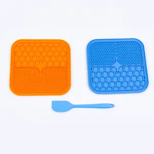 Pet Products Accessories Slow Feeder Silicone Feeding Mat Dog Feeder Mat Animal Feeders Pet Lick Mat