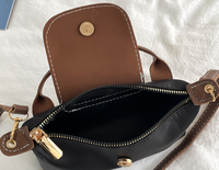 Sac à bandoulière messager léger en nylon contrastant, mini sac à dumplings portable et tendance pour femmes, nouvelle collection 2026