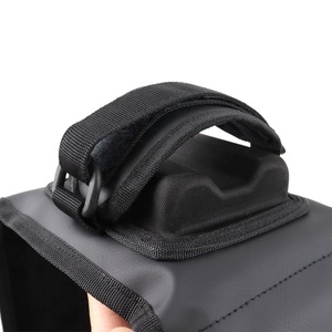 Coussin de protection de hayon pour camionnette avec sangles de vélo sécurisées - Product Image 4