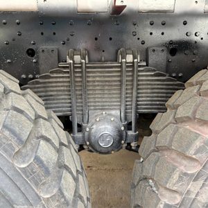 Camion-citerne à carburant tout-terrain SHACMAN 6x6 15000L, citerne à diesel avec pompe pour applications minières - Product Image 5