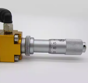 Equipo Dispensador de Pegamento Amarillo de Flujo Pequeño con Válvula de Aguja Tipo Repetición DJF-13 - Product Image 1