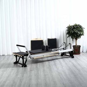 เตียงออกกำลังกายแบบปรับได้ Queenlife รุ่นใหม่ ดีไซน์ใหม่ ผลิตจากอะลูมิเนียมอัลลอยด์ สำหรับฝึกซ้อมพิลาทิส  ขายแล้ว - Product Image 3