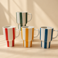 Gobelet en céramique rayé peint à la main de 600 ml avec paille, logo personnalisé, cadeau promotionnel d'entreprise, vente en gros