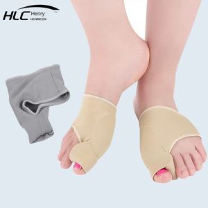 Protecteur de pied en silicone SEBS amélioré, séparateur de gros orteils efficace <span class=keywords><strong>Hallux</strong></span> <span class=keywords><strong>Valgus</strong></span>, séparateur d'orteils pour hommes et femmes, ensemble de soins des pieds - Product Image 1