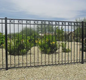 Porte et clôture en fer d'art de sécurité pour jardin et maison, clôture de sécurité résidentiel en acier galvanisé, meilleure vente