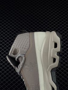 Chaussures de sport d'extérieur montantes, avec une tige en maille respirante et antidérapante, et des bottes de randonnée imperméables. - Product Image 2