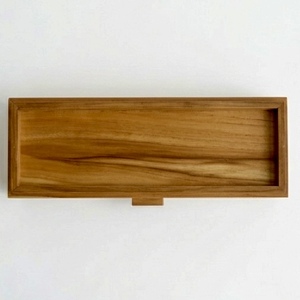 Cajón para cubiertos hecho de madera de teca 100% maciza que ofrece durabilidad para hogares, cocinas, comedores y restaurantes. - Product Image 2