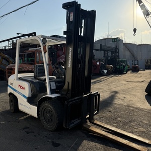 High Quality TCM FD25T3 3 Ton 5M High Mast Diesel Forklift Japan Original Used Forklift with Three Stage Mast High Efficiency - Product Image 3