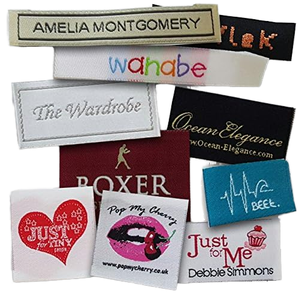 Etiquetas de Prendas Personalizadas de Alta Calidad, Tejidas en Rojo, con Relieve, Lavables, con Pliegue Final, para Abrigos, Sombreros, Camisas, Bolsos y Zapatos - Product Image 1
