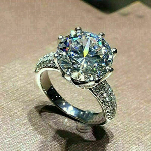 Anello da Donna con Corona Incastonata di Zirconi, Taglio Otto Cuori Otto Frecce, Elegante Gioiello per Fidanzamento, Uso Quotidiano e Feste, Regalo - Product Image 1