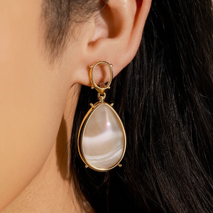 Pendientes Clásicos de Moda para Mujer, Acero Inoxidable 316L, Chapado en Oro PVD, Resistentes y Sostenibles, para Fiestas - Product Image 3