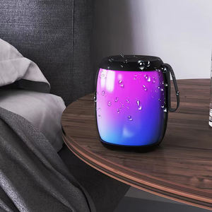 Haut-parleur <span class=keywords><strong>Bluetooth</strong></span> portable Système audio HIFI Son RGB Lumière Stéréo Surround TWS Haut-parleurs de caisson de basses sans fil - Product Image 5