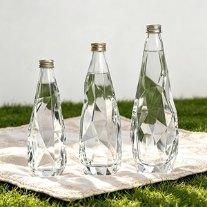 Botella de Vidrio Esmerilada Premium Personalizada de 375 ml, 500 ml, 750 ml para <span class=keywords><strong>Agua</strong></span> <span class=keywords><strong>Mineral</strong></span>, <span class=keywords><strong>Agua</strong></span> con Gas, Envío Rápido de Lujo - Product Image 5