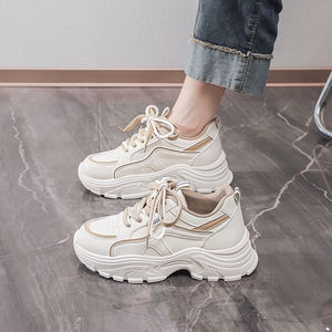 Versione autunnale coreana scarpe alla moda da <span class=keywords><strong>donna</strong></span> nuove <span class=keywords><strong>Sneakers</strong></span> sportive <span class=keywords><strong>e</strong></span> per il tempo libero traspiranti <span class=keywords><strong>bianche</strong></span> con suola spessa - Product Image 5