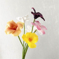 Ramo de Tulipanes Artificiales Grandes de Primera Calidad, Diseño Floral de Floración Intensa y Vívida, Flor Artificial Romántica para Fondo de Escenario de Boda