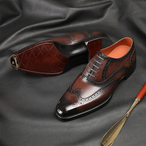 Custom logo High Quality Italy Designer Dress Shoes Men Brands Luxury Genuine Leather Red Bottoms - Product Image 3