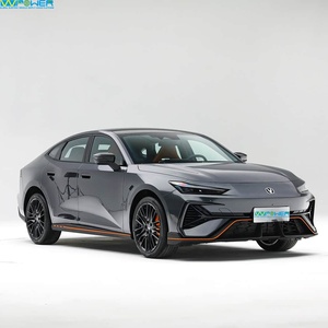 Changan UNI-V d'occasion, modèle 2025, édition 2.0T, faible kilométrage, automatique, turbo, sièges en cuir, berline à conduite à gauche, essence - Product Image 4
