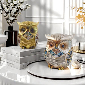 Ornement Hibou Perlé Haut de Gamme Luxe Léger en Résine Époxy Sculpté Artistiquement pour la Maison, le Salon, le Bureau, la Salle d'Exposition, l'Entrée - Product Image 3