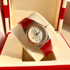 Reloj de Lujo de Alta Gama con Movimiento de Cuarzo, Espejo de Zafiro, Correa de Cuero de Cocodrilo, Marcadores de Hora en Forma de Estrella, Caja Dorada, Resistente al Agua, para Omegaes - Product Image 2