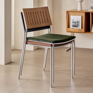 <span class=keywords><strong>Chaise</strong></span> <span class=keywords><strong>de</strong></span> salle à manger moderne nordique avec dossier <span class=keywords><strong>en</strong></span> <span class=keywords><strong>bois</strong></span>, cadre <span class=keywords><strong>en</strong></span> métal empilable, siège <span class=keywords><strong>en</strong></span> tissu pour la maison, l'hôtel ou l'appartement - Product Image 6