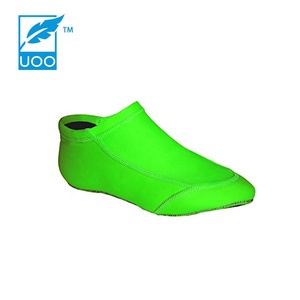 UOO OEM Chaussures <span class=keywords><strong>en</strong></span> <span class=keywords><strong>néoprène</strong></span> Chaussettes de plage Pantoufles de natation Plongée sous-marine Chaussettes de natation pour sports nautiques - Product Image 2