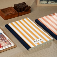Carnet entièrement personnalisable à rayures avec pochette enveloppe, esthétique rétro