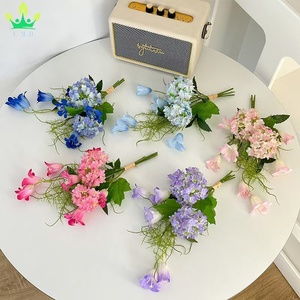 Ramo <span class=keywords><strong>de</strong></span> flores <span class=keywords><strong>de</strong></span> hortensia <span class=keywords><strong>de</strong></span> lirio artificial, flor <span class=keywords><strong>de</strong></span> seda <span class=keywords><strong>de</strong></span> lirio del valle para el hogar, <span class=keywords><strong>boda</strong></span>, fiesta, jardín, corona, <span class=keywords><strong>centros</strong></span> <span class=keywords><strong>de</strong></span> <span class=keywords><strong>mesa</strong></span> - Product Image 2