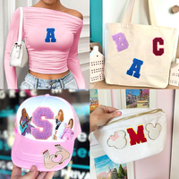 Parches de Chenilla Coloridos al por Mayor, Letras del Alfabeto de la A a la Z, Bordado para Toallas, Insignias Termoadhesivas con Borde Arcoíris, Personalizables para Ropa