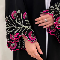 Lanna 2025 Nouvelle Collection Robe Simple Noire Dubaï pour Femme Musulmane, Abaya Florale Broderie Fleurie Femme Musulmane FK811-F449