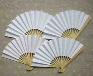 Ventiladores de Mano Portátiles Eléctricos Recargables de Bambú Personalizados al por Mayor, Ventiladores para Pestañas con Técnica Pintada y Características Personalizadas - Product Image 5