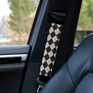Almohadillas para Cinturón de Seguridad de Coche, Diseño Jacquard con Patrón de Diamantes, Fundas de Tela para Cinturones de Seguridad, Estilo Moderno - Product Image 4
