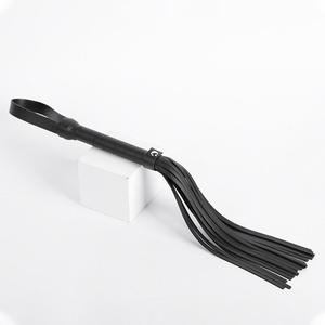 Hochwertiges Erwachsenen-BDSM-<span class=keywords><strong>Bondage</strong></span>-Set mit Macarons-Peitsche, Analdildo, Butt Plug, Schwarze und Rote Geschenkbox, Großhandel Günstig für Paare - Product Image 5