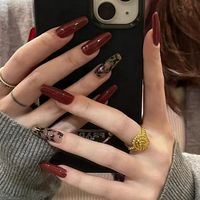 Nouvelle Collection : Ongles en Résine Style Rétro Chic, Motif Feuille Rouge-Brun, Armure Amovible et Lumineuse, Demi-Couverture, 24 Pièces