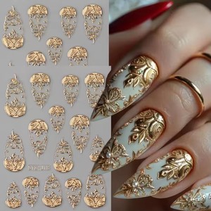 Pegatinas de Uñas con Corazón en 3D - Calcomanías Autoadhesivas para Uñas con Diseños Metálicos de Corazón para Decoración de Manicura en el Día de San Valentín - Product Image 2