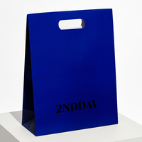 Sac de shopping entièrement personnalisé avec logo, poignée découpée, emballage de luxe, sac en papier pliable